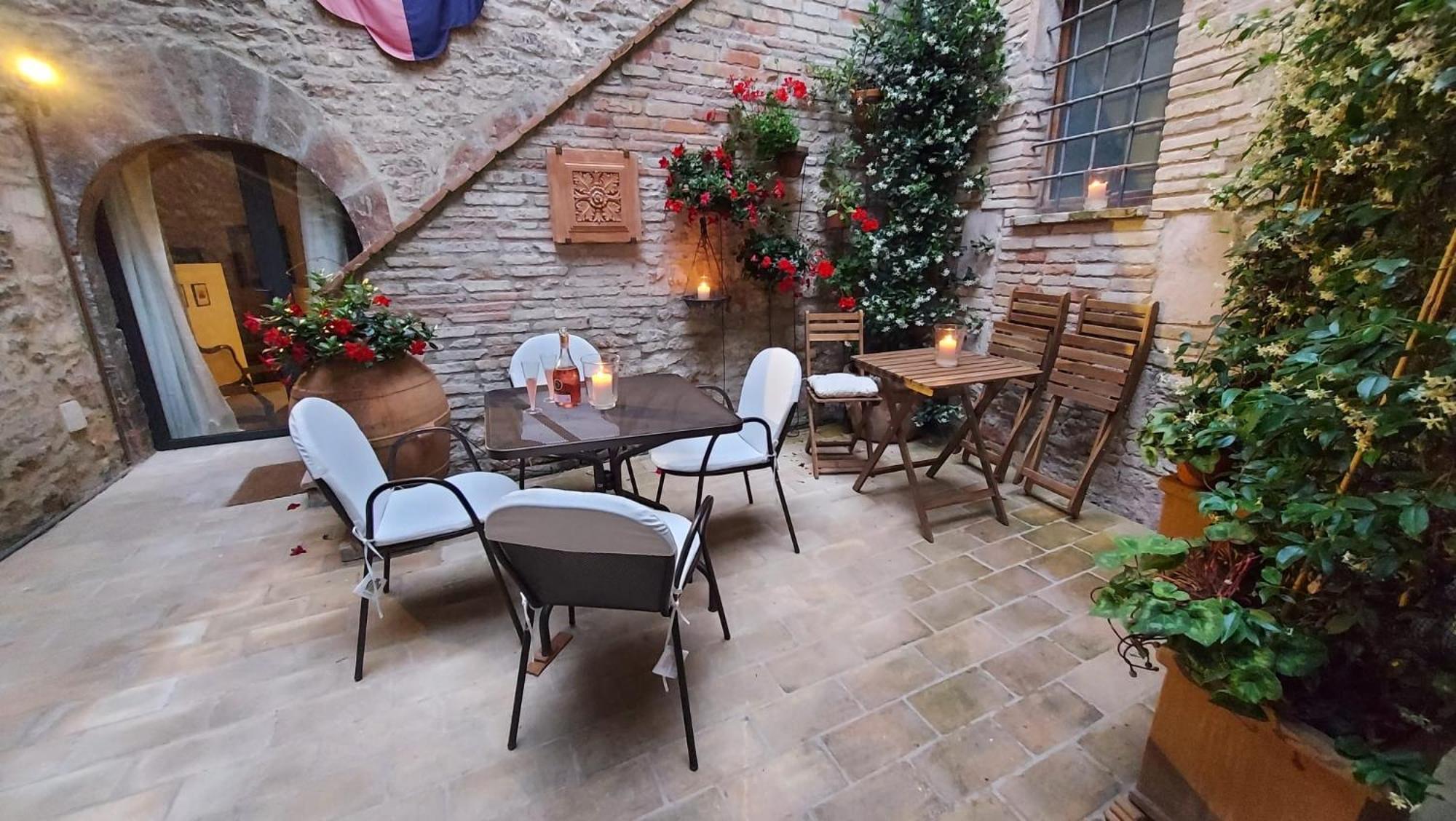 אסיסי Saint Francis Apartment מראה חיצוני תמונה